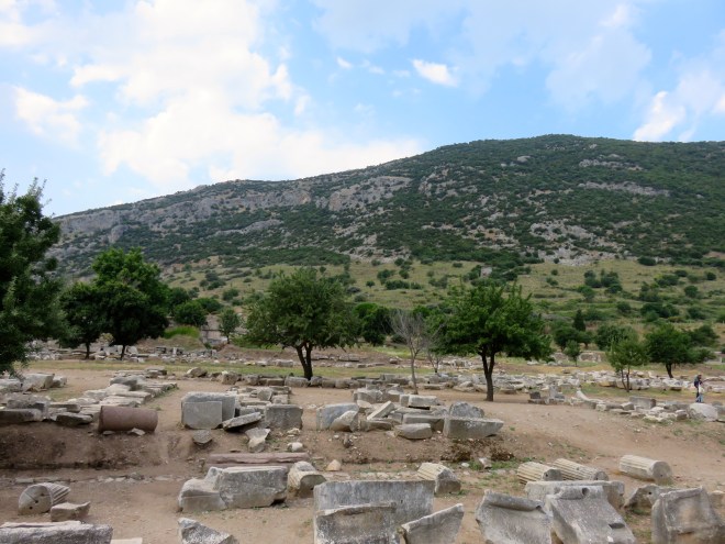 Not much left of this world wonder...